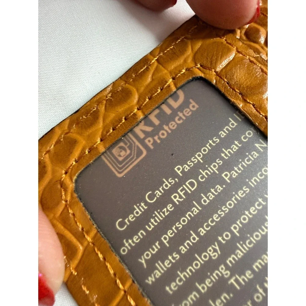 Patricia Nash Reiti Bi-Fold Croc Embossed Leather Flap Wallet RFID‎ Cognac NWT
